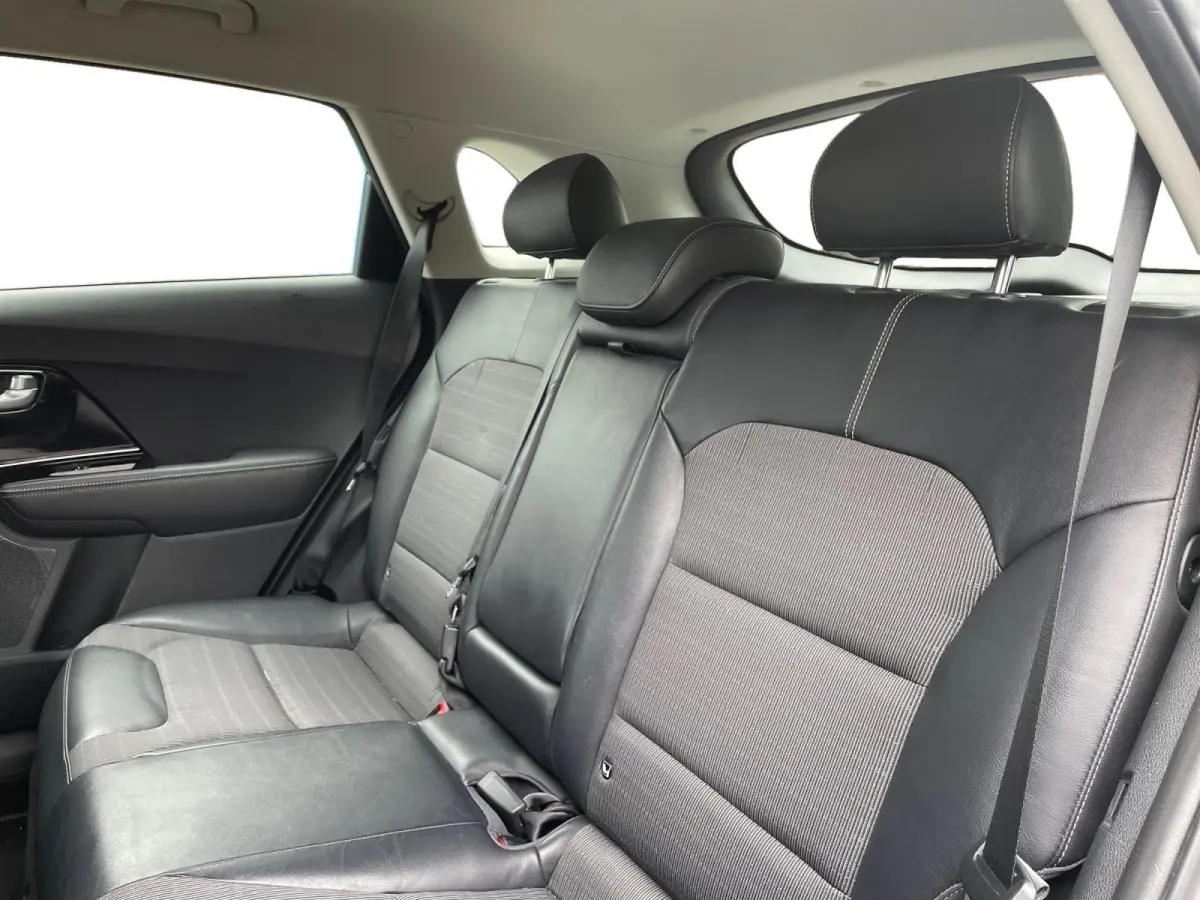 1.6 GDi Hybrid DynamicLine | Navigatie | Apple Carplay/Android Auto | Parkeersensoren | Achteruitrijcamera