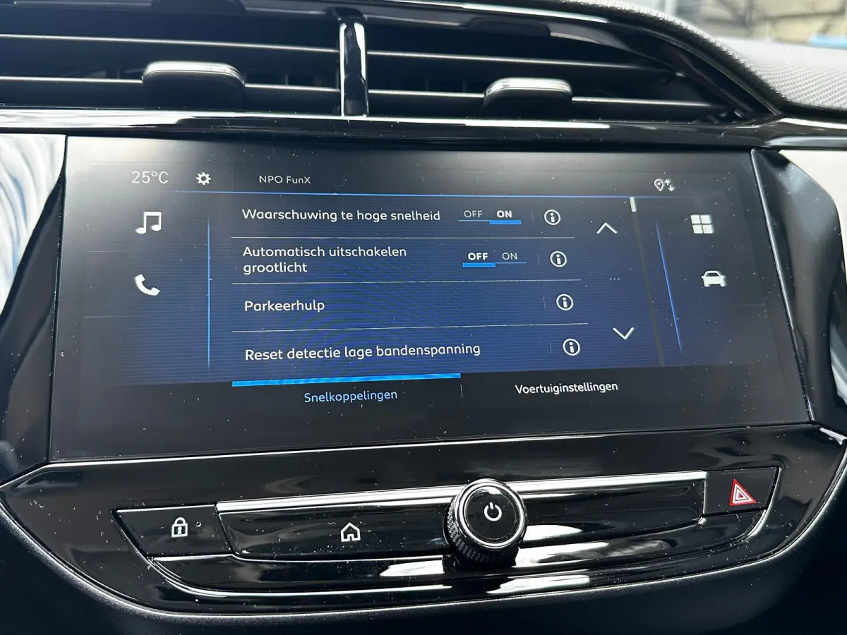 1.2 Turbo 100 PK Edition | STOEL EN STUURVERWARMING| DODEHOEK DETECTIE| CAMERA + PARKEERSENSOREN| LED KOPLAMPEN| GROOT MULTIMEDIA SCHERM| APPLE CARPLAY/ANDROID AUTO| DAB|