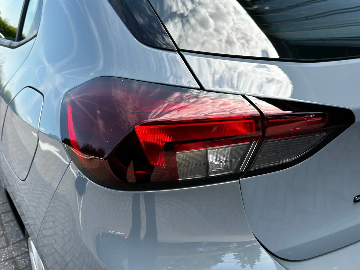 1.2 Turbo 100 PK Edition | STOEL EN STUURVERWARMING| DODEHOEK DETECTIE| CAMERA + PARKEERSENSOREN| LED KOPLAMPEN| GROOT MULTIMEDIA SCHERM| APPLE CARPLAY/ANDROID AUTO| DAB|