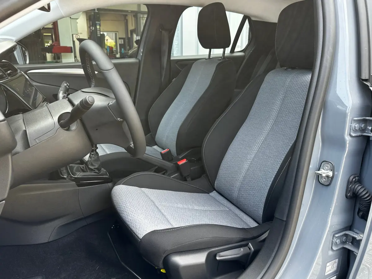 1.2 Turbo 100 PK Edition | STOEL EN STUURVERWARMING| DODEHOEK DETECTIE| CAMERA + PARKEERSENSOREN| LED KOPLAMPEN| GROOT MULTIMEDIA SCHERM| APPLE CARPLAY/ANDROID AUTO| DAB|