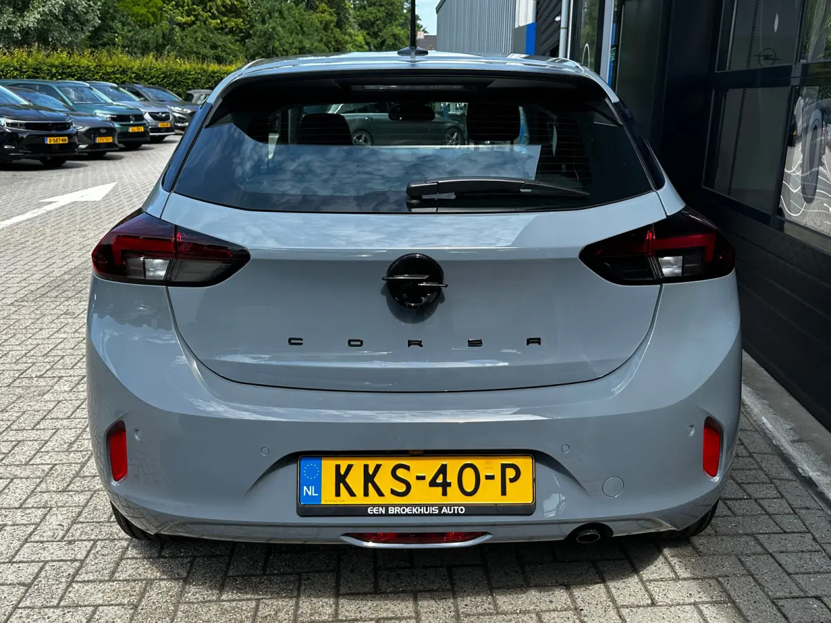 1.2 Turbo 100 PK Edition | STOEL EN STUURVERWARMING| DODEHOEK DETECTIE| CAMERA + PARKEERSENSOREN| LED KOPLAMPEN| GROOT MULTIMEDIA SCHERM| APPLE CARPLAY/ANDROID AUTO| DAB|