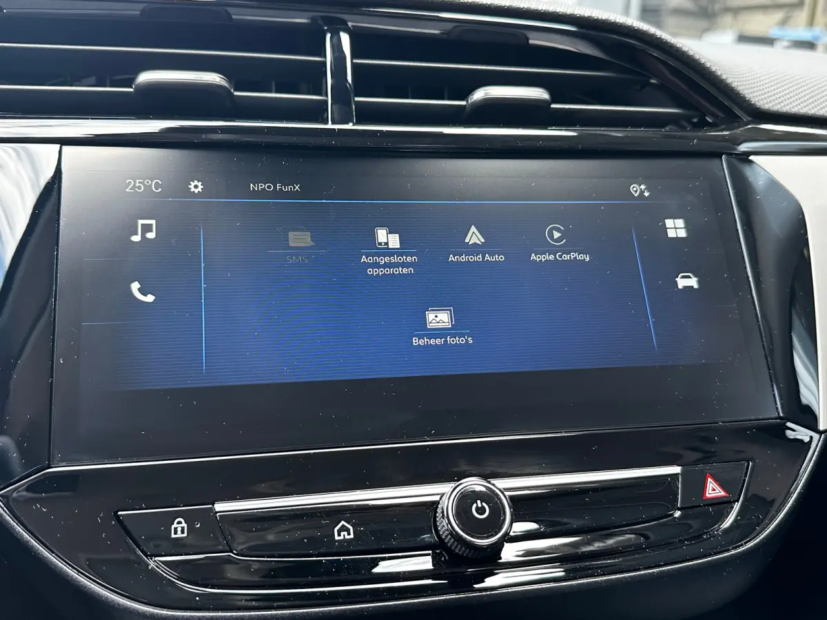 1.2 Turbo 100 PK Edition | STOEL EN STUURVERWARMING| DODEHOEK DETECTIE| CAMERA + PARKEERSENSOREN| LED KOPLAMPEN| GROOT MULTIMEDIA SCHERM| APPLE CARPLAY/ANDROID AUTO| DAB|