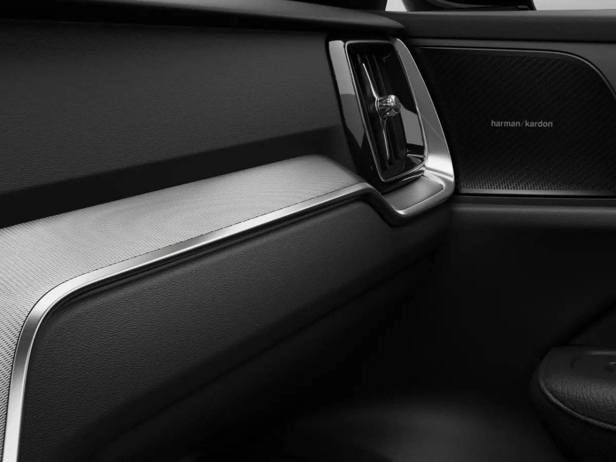 2.0 T6 Plug-in hybrid AWD Plus Dark | Achterbank verwarmd | Achteruitrijcamera | Apple Carplay/Android Auto|telefoonintegratie premium