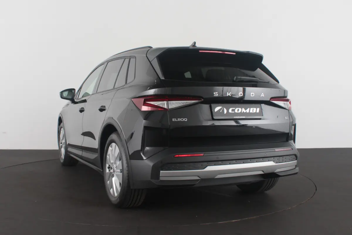 60 Business Edition Loft > Direct leverbaar/Warmtepomp/Winterpakket/Black Magic...