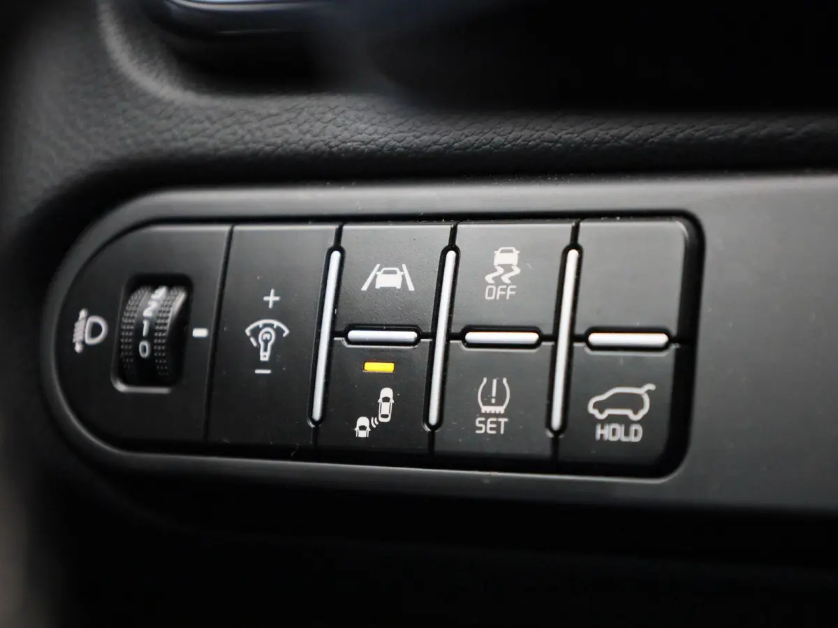 1.5 T-GDi GT-Line | CAMERA | STOEL-STUUR VERWARMING | CLIMATE CONTROL | ELEK.KOFFERBAK | LMV | DIGITAAL DASHBOARD | KEYLESS | HALF-LEDER | LED |