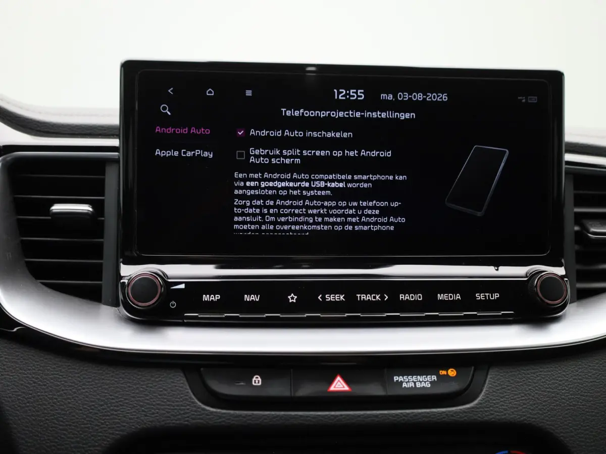 1.5 T-GDi GT-Line | CAMERA | STOEL-STUUR VERWARMING | CLIMATE CONTROL | ELEK.KOFFERBAK | LMV | DIGITAAL DASHBOARD | KEYLESS | HALF-LEDER | LED |