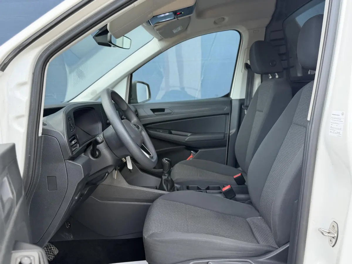 2.0 TDI Economy Business AIRCO / CRUISE CONTROLE / N.A.P / TREKHAAK / EURO 6