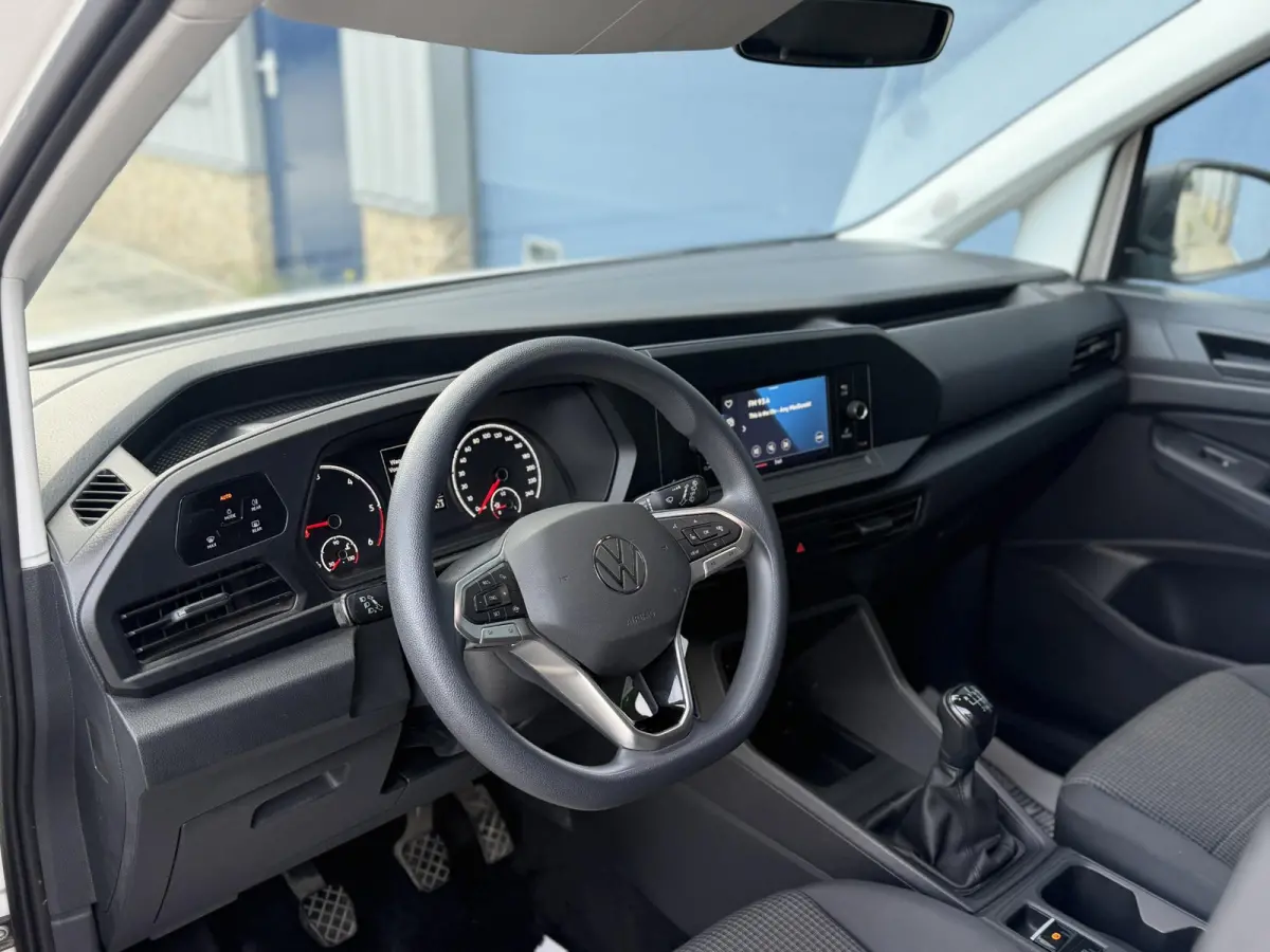 2.0 TDI Economy Business AIRCO / CRUISE CONTROLE / N.A.P / TREKHAAK / EURO 6