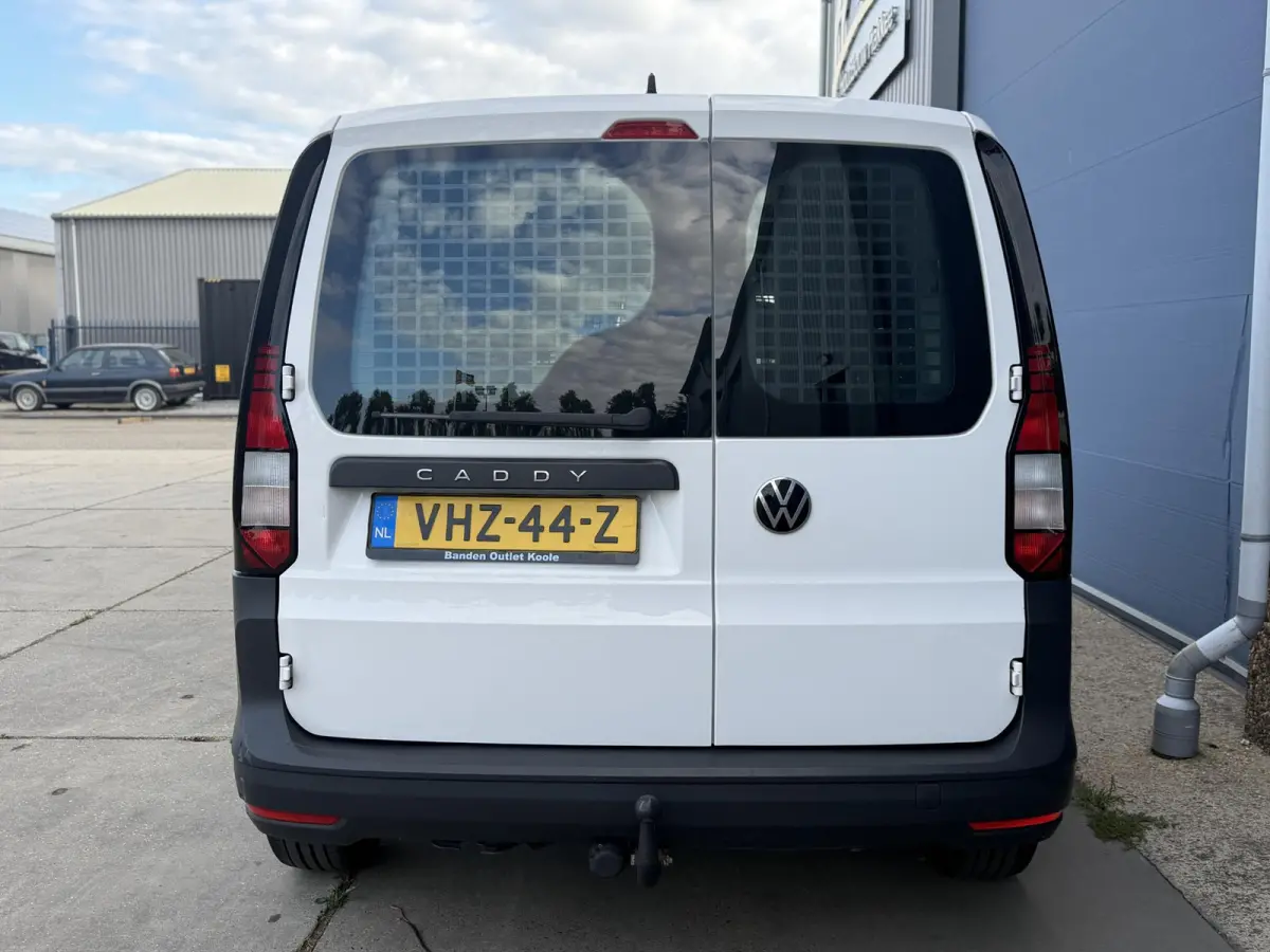 2.0 TDI Economy Business AIRCO / CRUISE CONTROLE / N.A.P / TREKHAAK / EURO 6