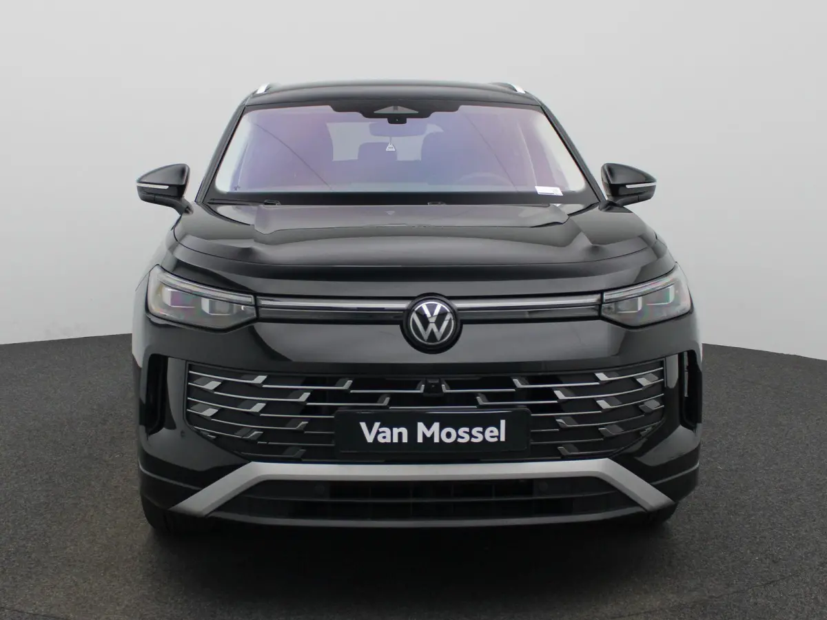 1.5 eHybrid Elegance 272 PK| Trekhaak | LED Matrix | 360 Camera | Stoelverwarming Voor & Achter | Verwarmbare Voorruit | Achterklep Elektrisch