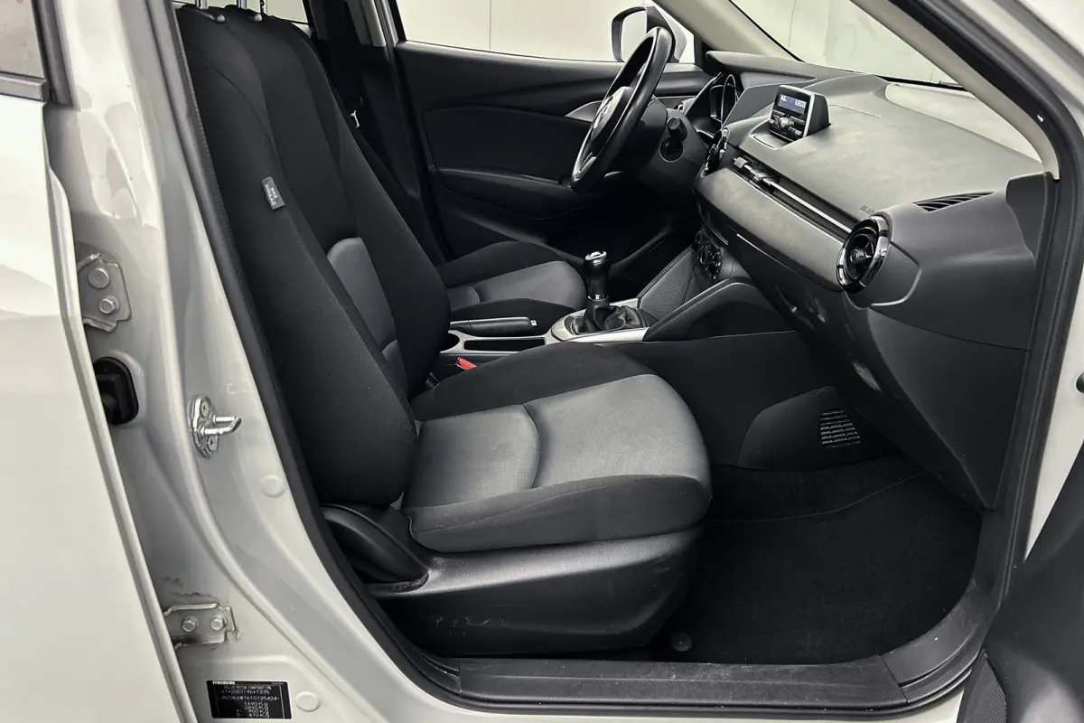 2.0 SkyActiv-G 120 SkyLease+ | Lichtmetalen velgen | Airco