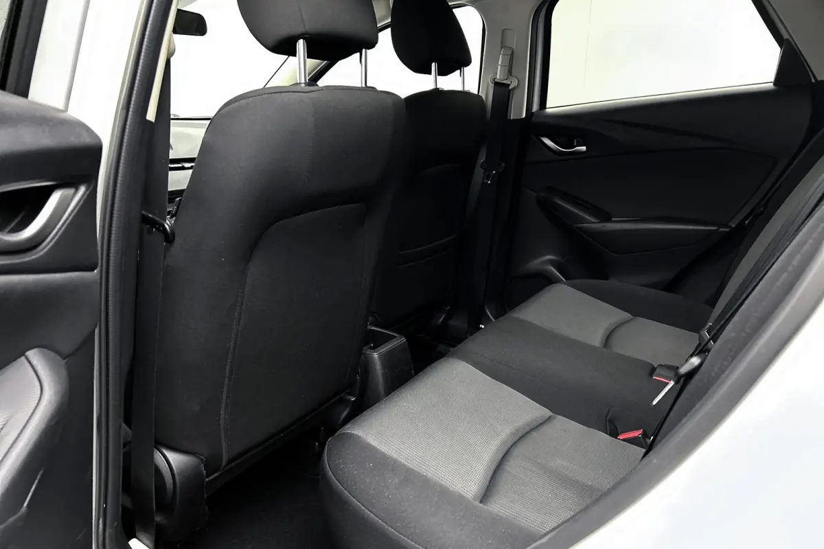 2.0 SkyActiv-G 120 SkyLease+ | Lichtmetalen velgen | Airco