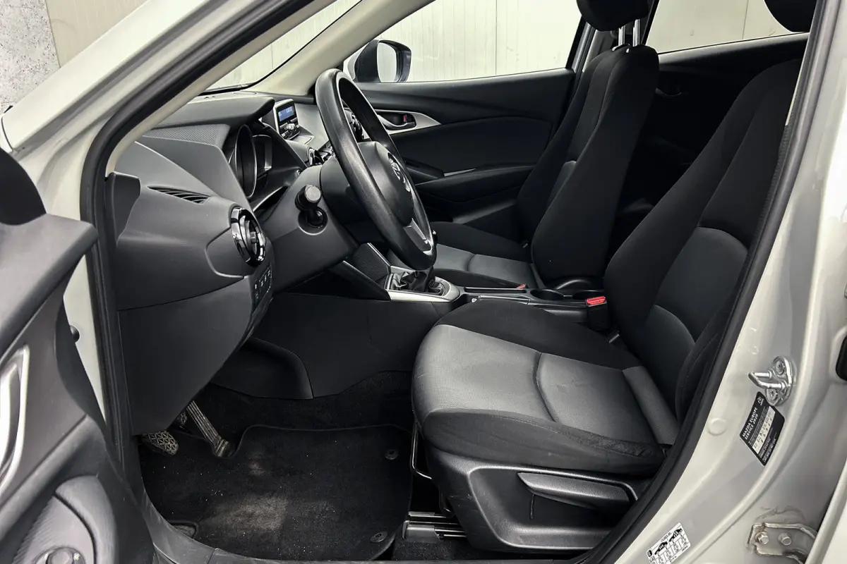 2.0 SkyActiv-G 120 SkyLease+ | Lichtmetalen velgen | Airco