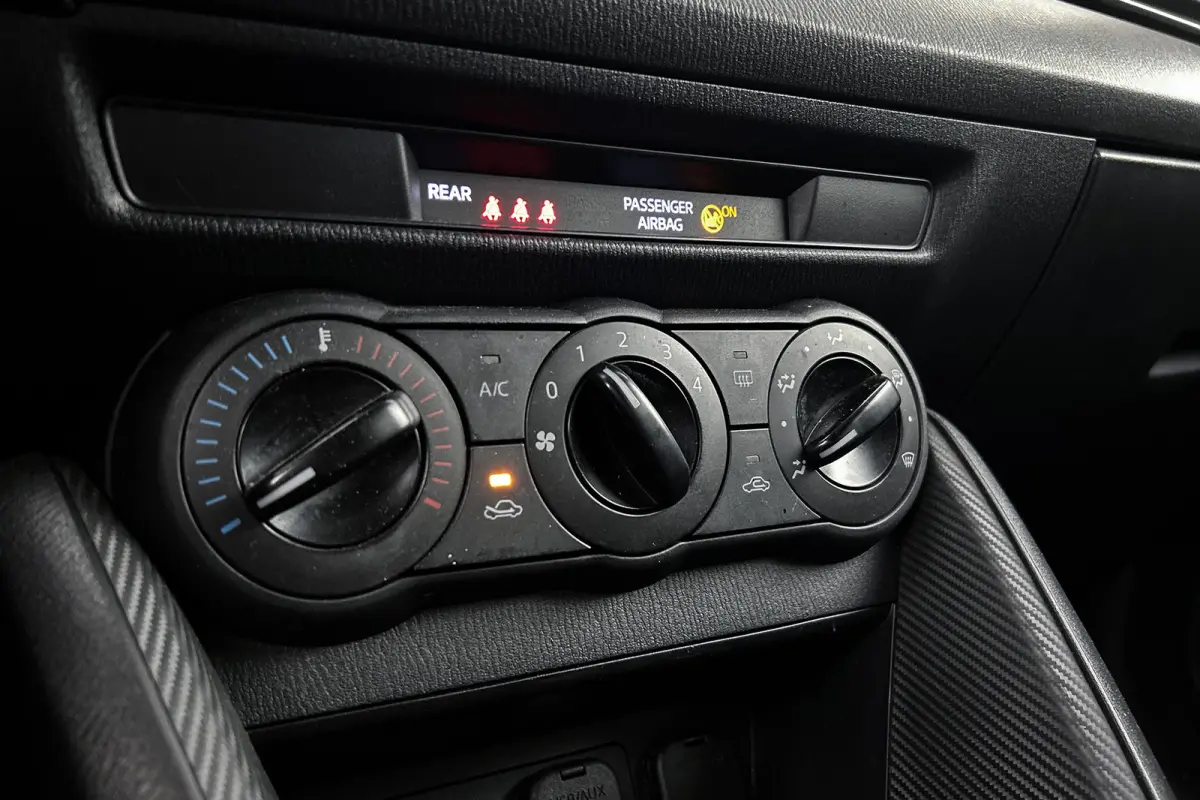2.0 SkyActiv-G 120 SkyLease+ | Lichtmetalen velgen | Airco