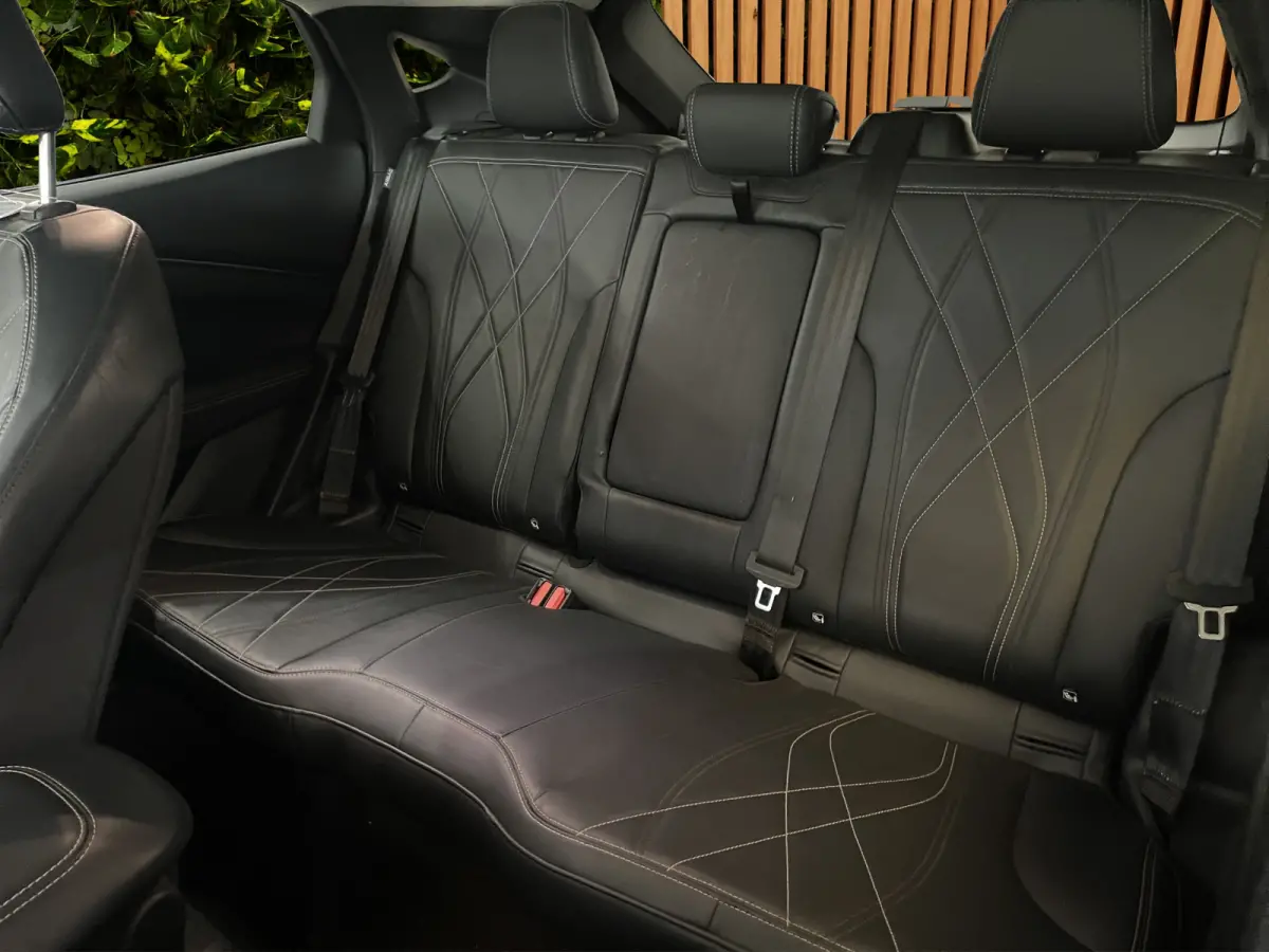 Extended RWD 98 kWh | SOH 93% | B&O | Trekhaak | Adapt. Cruise | Leer | Blis | LED | 18''