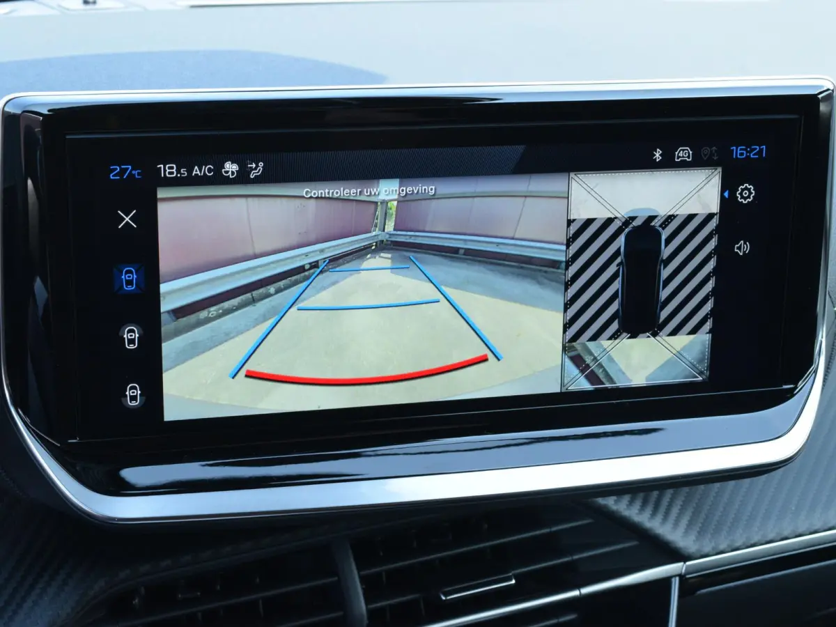 1.2 Hybrid 145 Allure l  Adaptive cruise control l Navigatie l 360 camera
