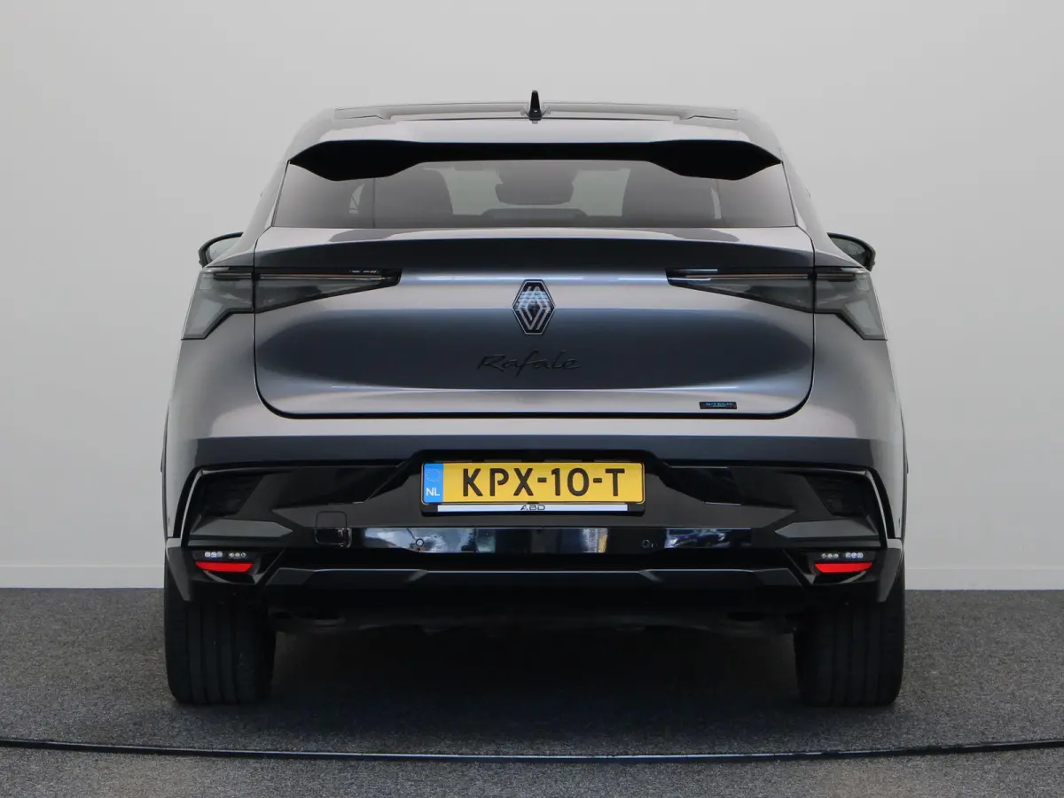 E-Tech full hybrid 200 esprit Alpine | Head-up Display | Elektrische Voorstoelen | Harman Kardon | Stuur- Stoelverwarming | SolarBay Panoramisch Dak |