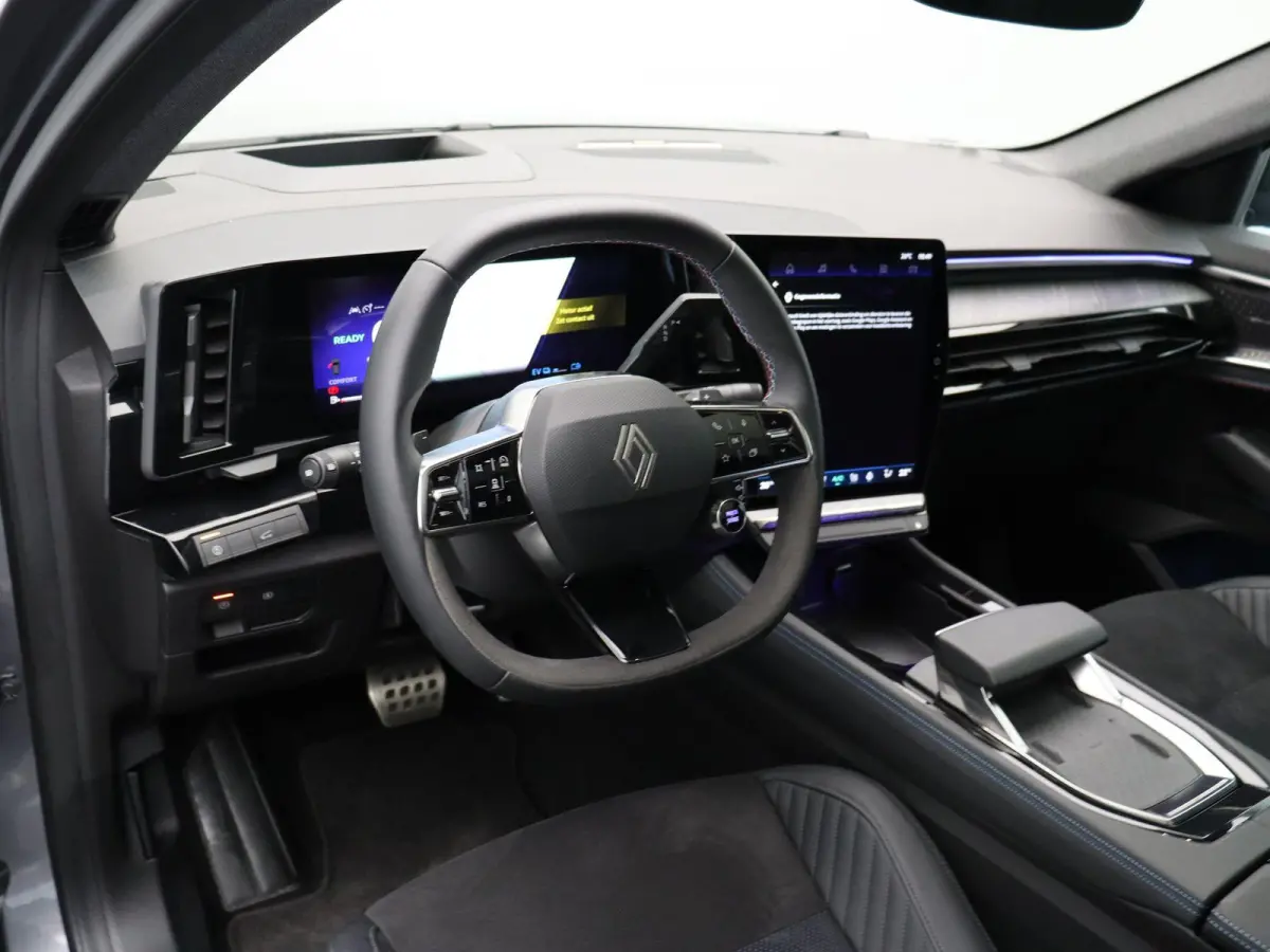 E-Tech full hybrid 200 esprit Alpine | Head-up Display | Elektrische Voorstoelen | Harman Kardon | Stuur- Stoelverwarming | SolarBay Panoramisch Dak |