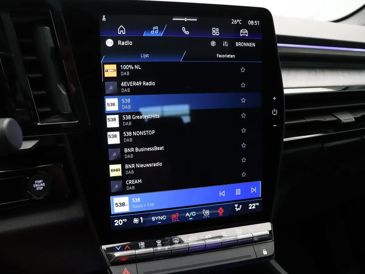 E-Tech full hybrid 200 esprit Alpine | Head-up Display | Elektrische Voorstoelen | Harman Kardon | Stuur- Stoelverwarming | SolarBay Panoramisch Dak |