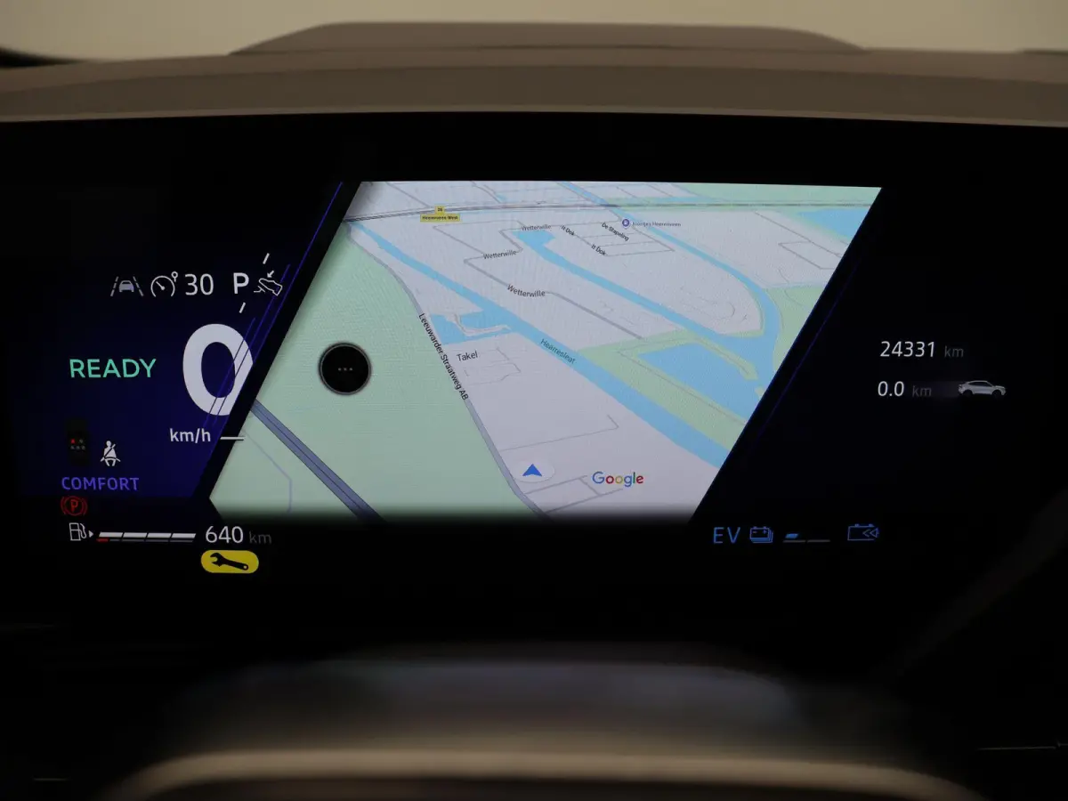 E-Tech full hybrid 200 esprit Alpine | Head-up Display | Elektrische Voorstoelen | Harman Kardon | Stuur- Stoelverwarming | SolarBay Panoramisch Dak |