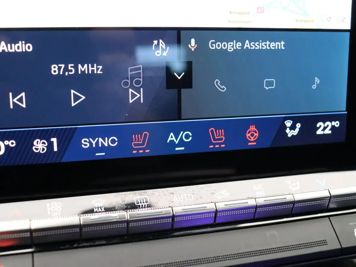 E-Tech full hybrid 200 esprit Alpine | Head-up Display | Elektrische Voorstoelen | Harman Kardon | Stuur- Stoelverwarming | SolarBay Panoramisch Dak |