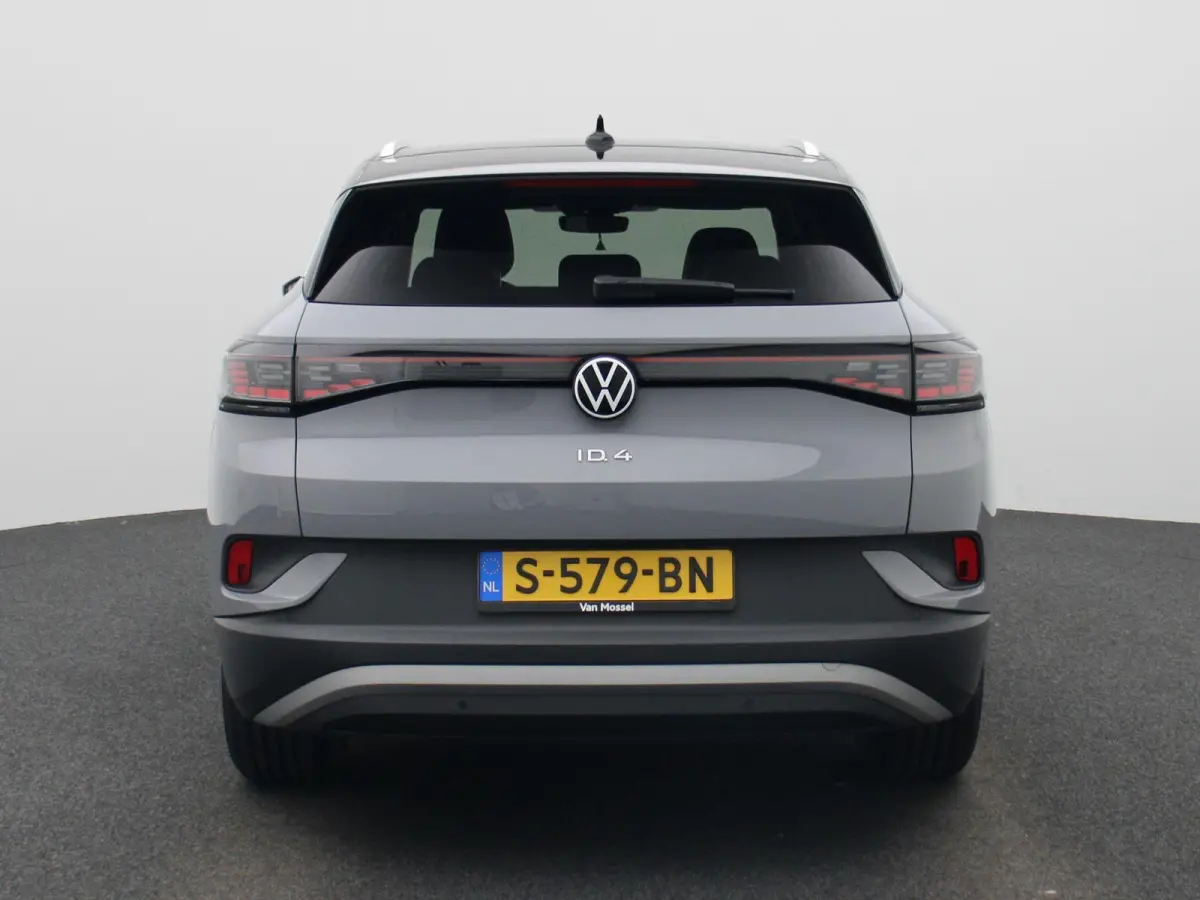 Pure 52 kWh 170 PK| | SoH 92.4% | Origineel Nederlands | Dealeronderhouden | Warmtepomp | Navigatie Pro | Stoelverwarming | Stuurwielverwarming | Achteruitrijcamera