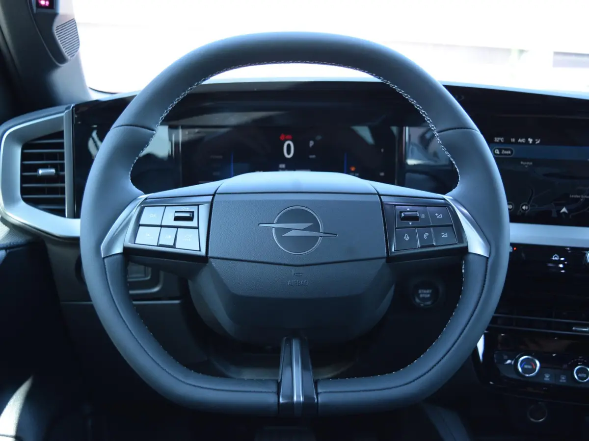 1.2 Turbo Hybrid Business Edition l cruise control adaptief l keyless entry l Apple Carplay/Android Auto