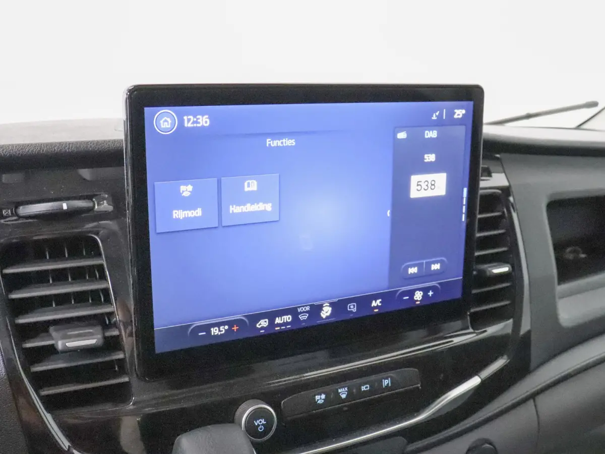 105PK L2H2 Trend Airco Navi Cruise Control Navigatie Trekhaak
