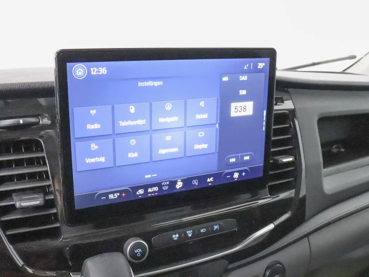 105PK L2H2 Trend Airco Navi Cruise Control Navigatie Trekhaak