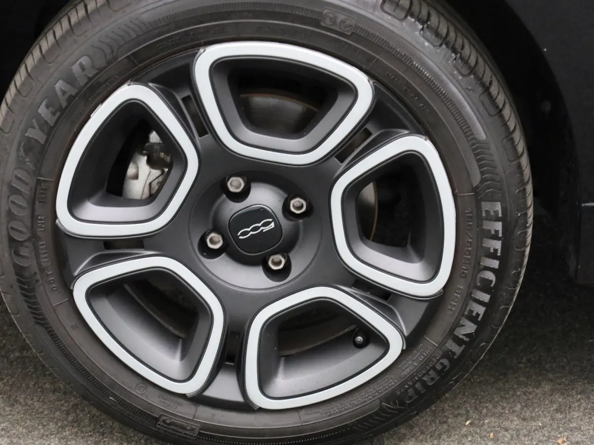 1.0 Hybrid Club | CABRIO | AIRCO | LED |