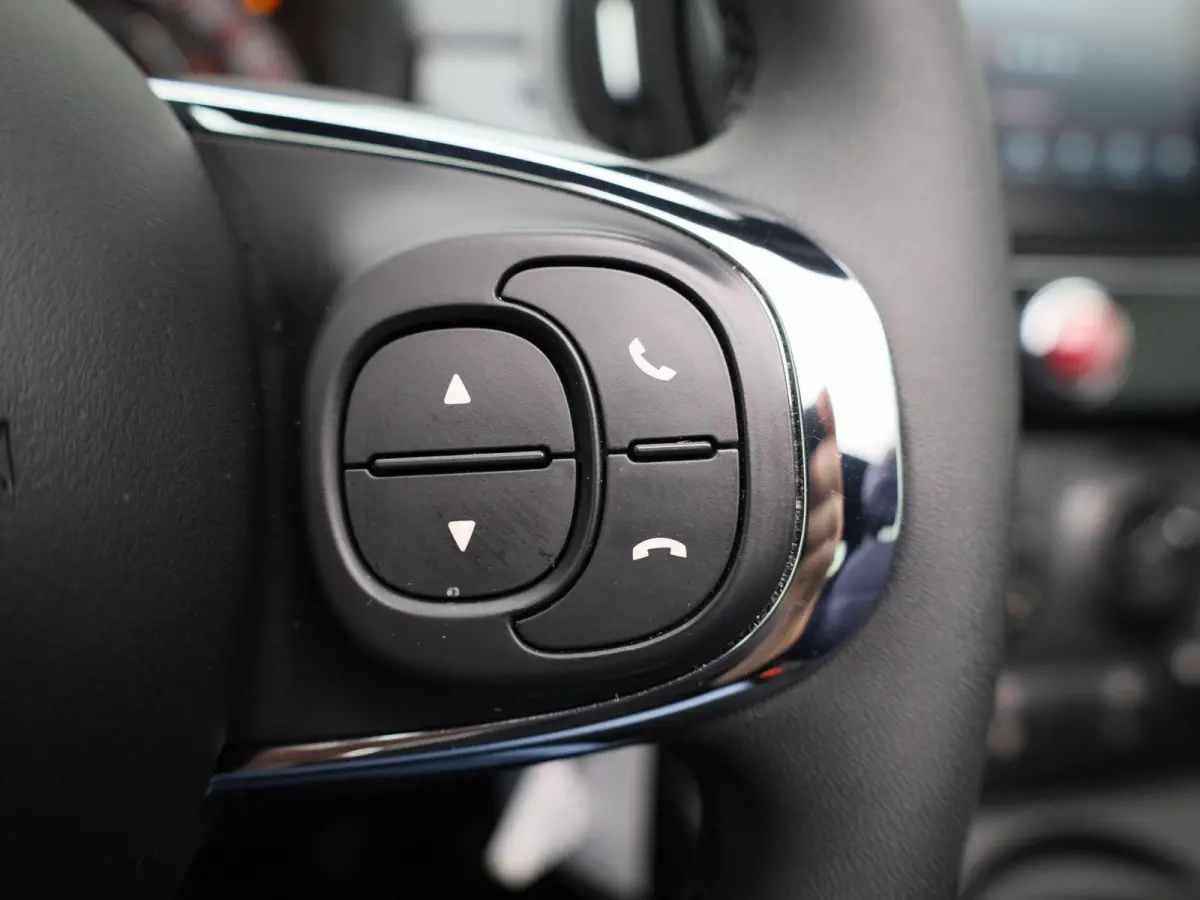 1.0 Hybrid Club | CABRIO | AIRCO | LED |