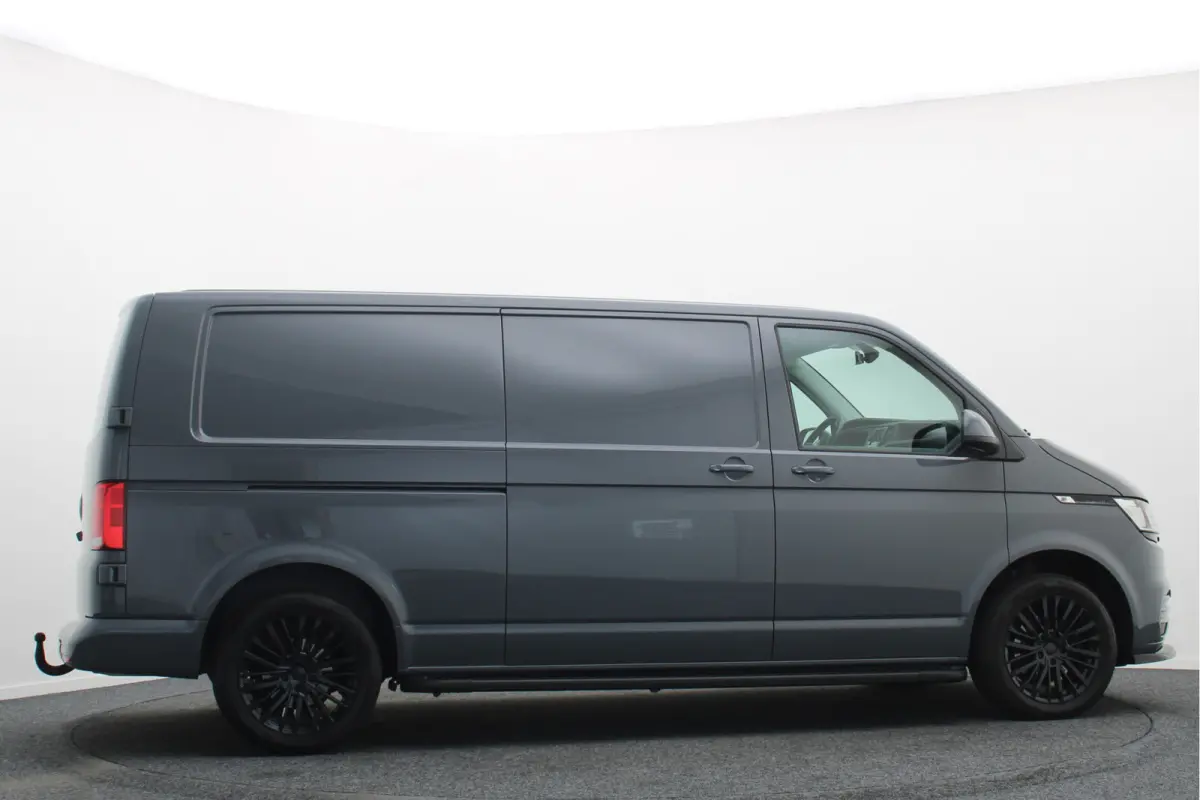 2.0 TDI DSG 150 PK Lang 3-Zits, Airco, Cruise, Apple Carplay, Camera, DAB, PDC, Trekhaak, 18''