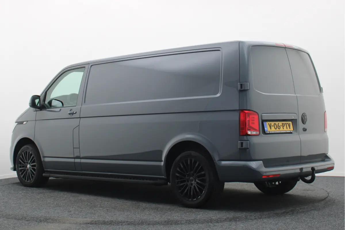 2.0 TDI DSG 150 PK Lang 3-Zits, Airco, Cruise, Apple Carplay, Camera, DAB, PDC, Trekhaak, 18''