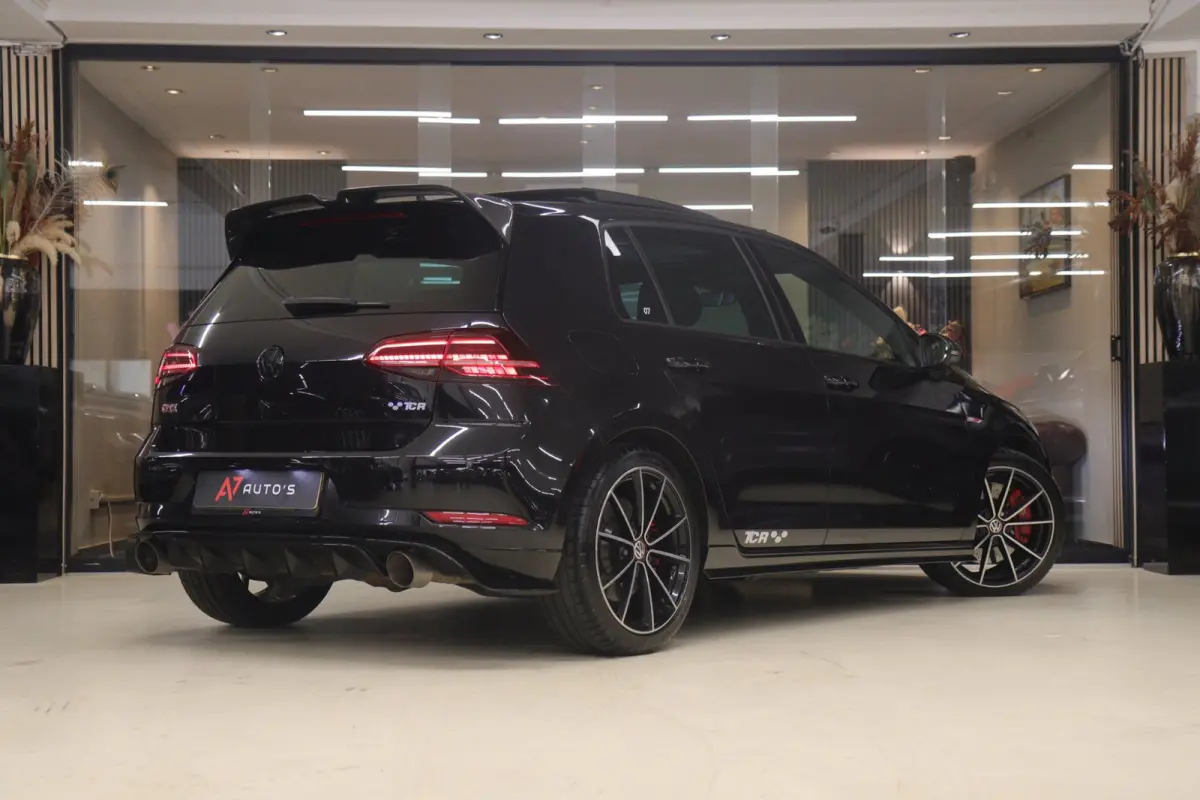 2.0 TSI GTI TCR /PANO/MILLTEK/CARPLAY/CARBON/KEYLESS/ACC/VOL