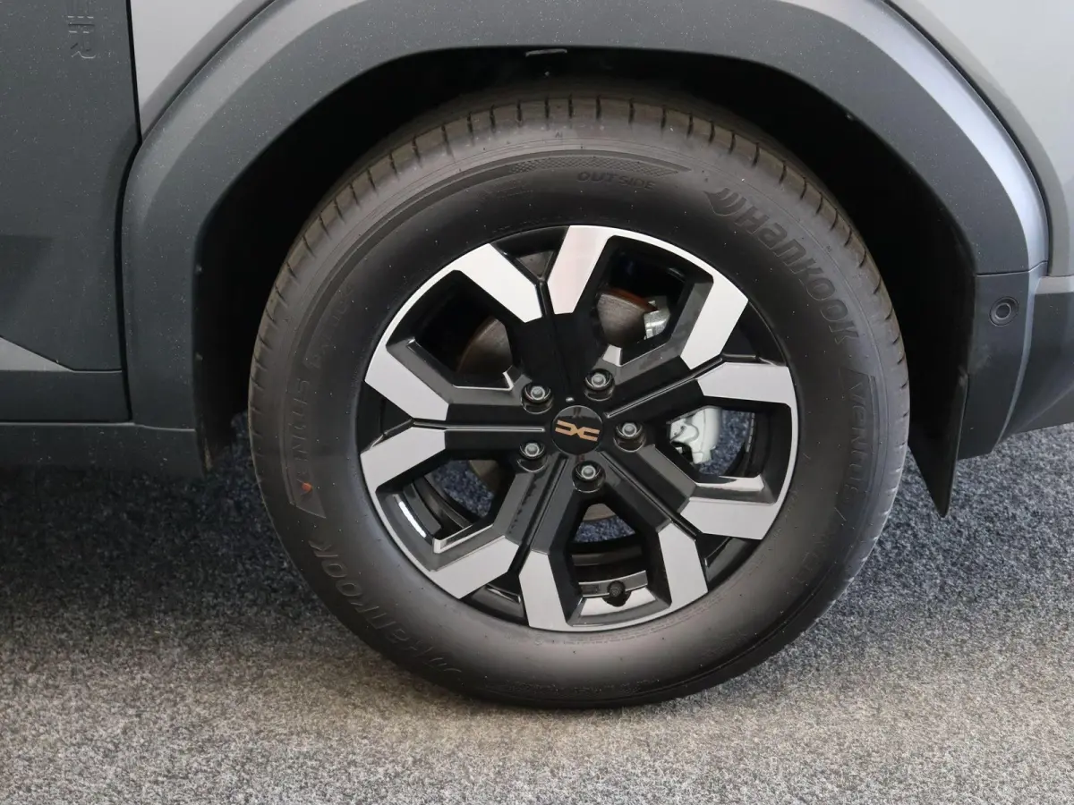 mild hybrid 140pk extreme | 360 graden camera | Parkeersensoren rondom | Blind spot warning |