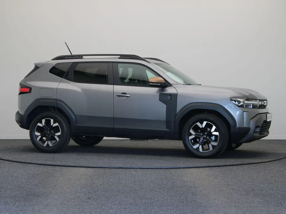 mild hybrid 140pk extreme | 360 graden camera | Parkeersensoren rondom | Blind spot warning |
