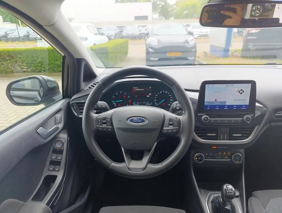 1.0 EcoBoost Hybrid Active X | Camera | Key-Less entry | Navigatie | Parkeersensoren | Apple Carplay/ Android auto | Dealeronderhouden | 1e-eigenaar