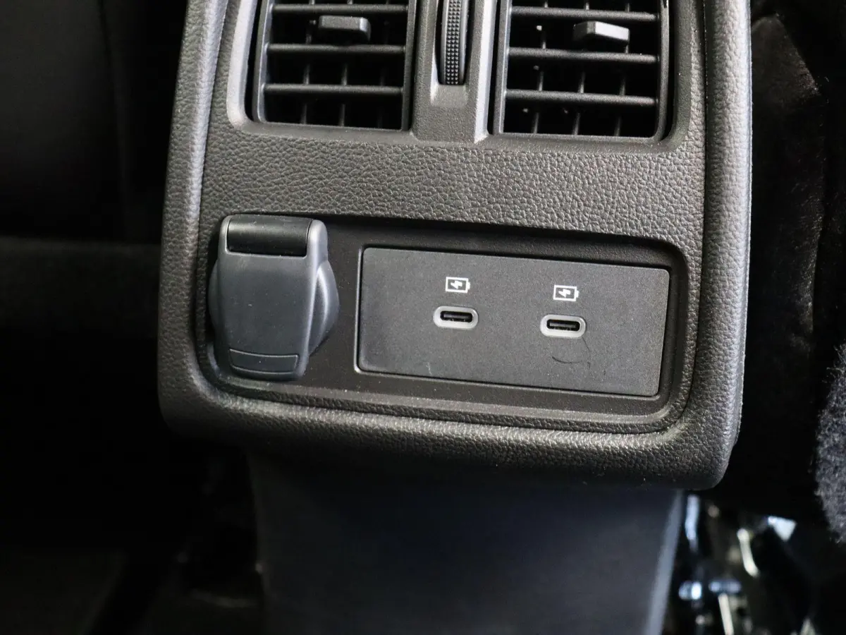 1.6 E-Tech full hybrid 145 techno | Achteruitrijcamera | Adaptieve cruise control | Digitale Cockpit | Navigatie |