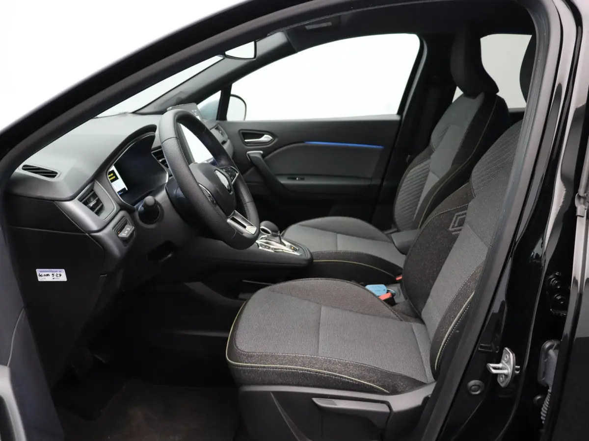 1.6 E-Tech full hybrid 145 techno | Achteruitrijcamera | Adaptieve cruise control | Digitale Cockpit | Navigatie |