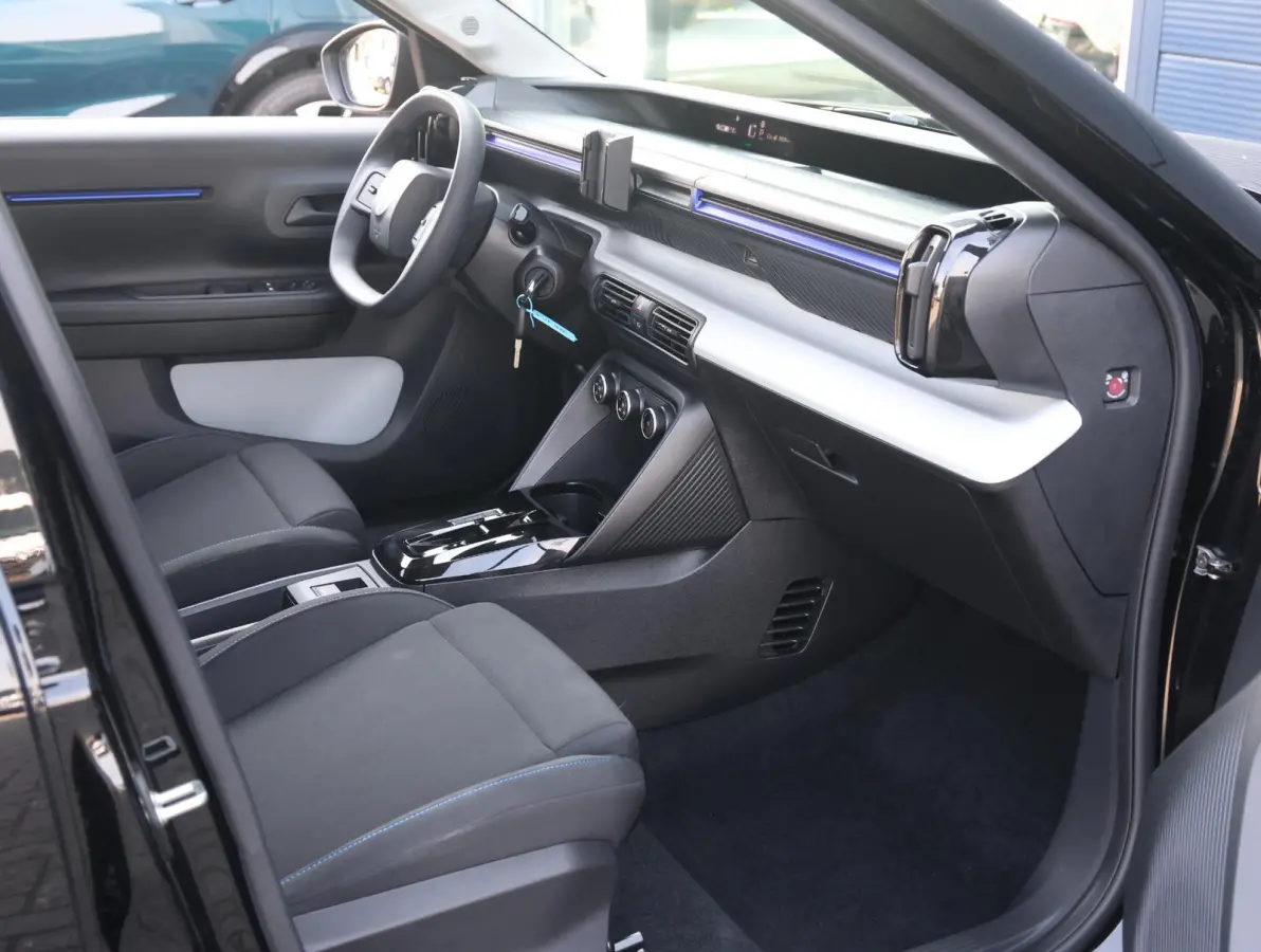 You 113pk Comfort Range 44 kWh 1ste Eigenaar | 8 jaar garantie! | Airco | Accu 100% | CruiseControl | Bluetooth