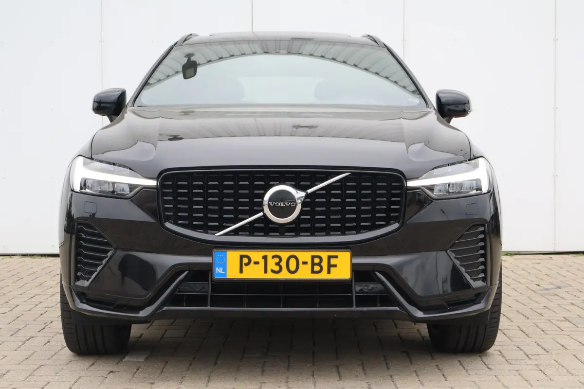 2.0 B5 R-Design | Harman Kardon | Cruise Control | Pano | Treeplank |