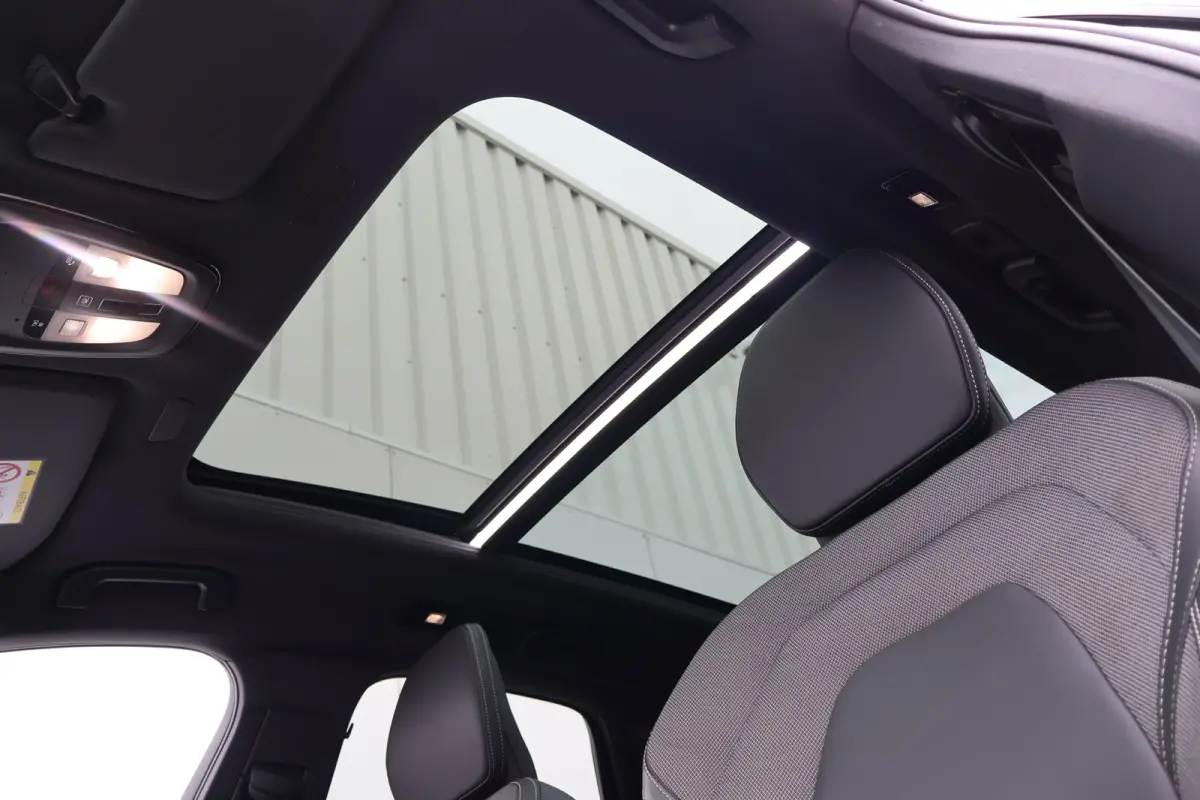 2.0 B5 R-Design | Harman Kardon | Cruise Control | Pano | Treeplank |