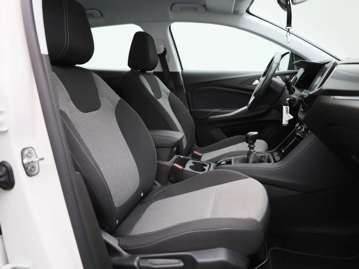 1.2 Turbo Edition | TREKHAAK | KLIMAATREGELING | APPLE CARPLAY | CRUISE CONTROL