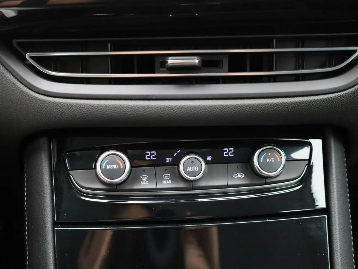 1.2 Turbo Edition | TREKHAAK | KLIMAATREGELING | APPLE CARPLAY | CRUISE CONTROL