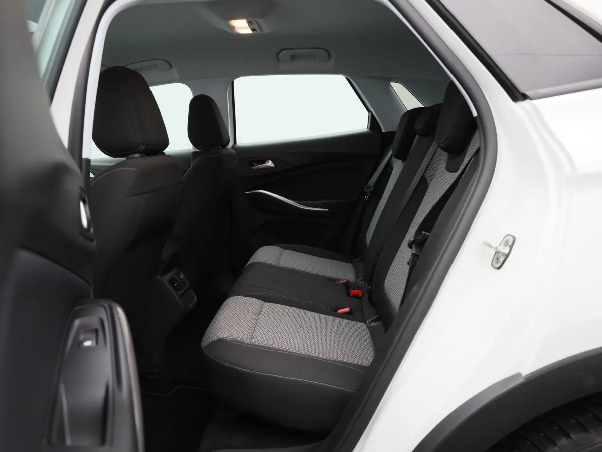 1.2 Turbo Edition | TREKHAAK | KLIMAATREGELING | APPLE CARPLAY | CRUISE CONTROL