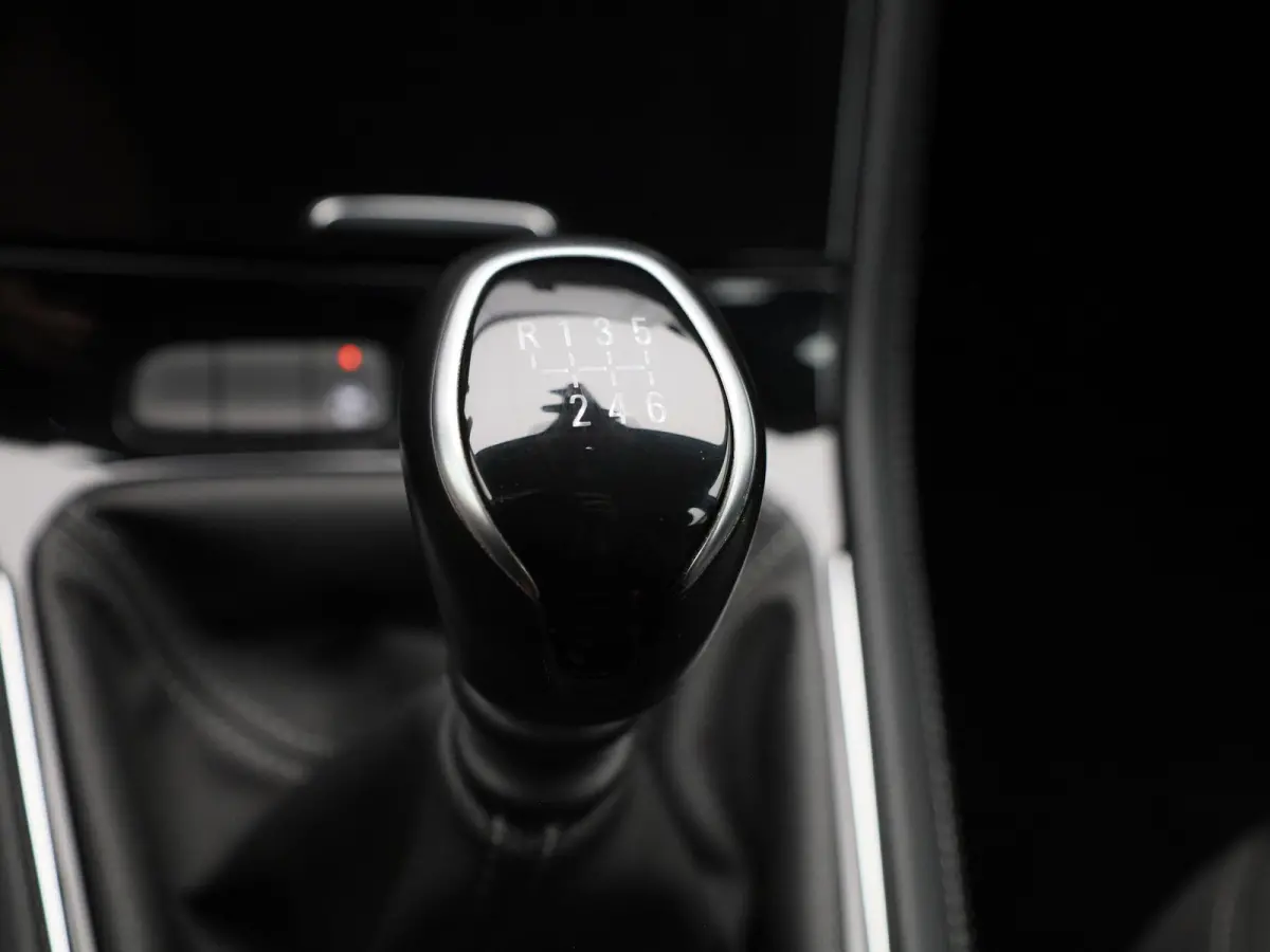 1.2 Turbo Edition | TREKHAAK | KLIMAATREGELING | APPLE CARPLAY | CRUISE CONTROL