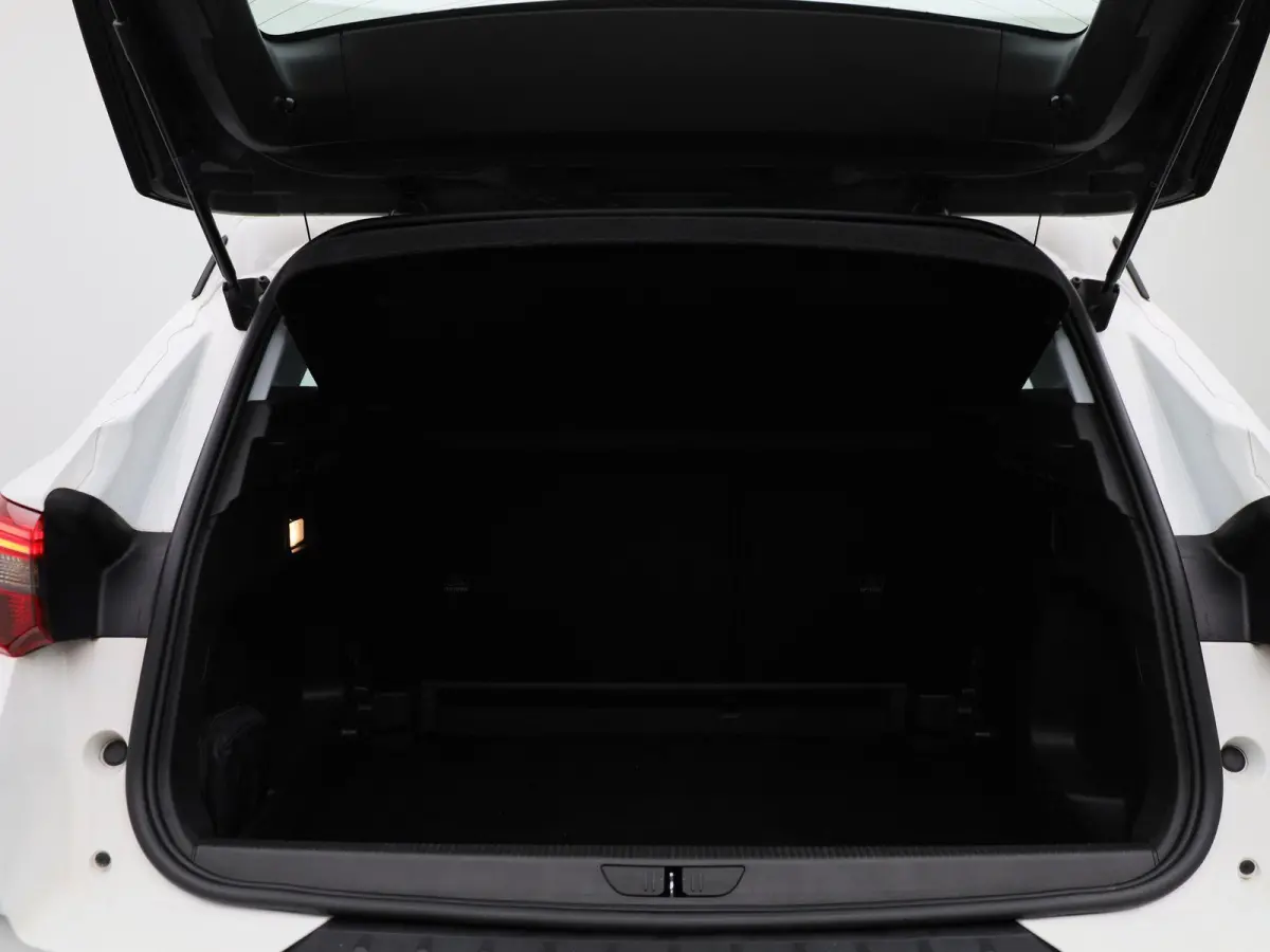 1.2 Turbo Edition | TREKHAAK | KLIMAATREGELING | APPLE CARPLAY | CRUISE CONTROL
