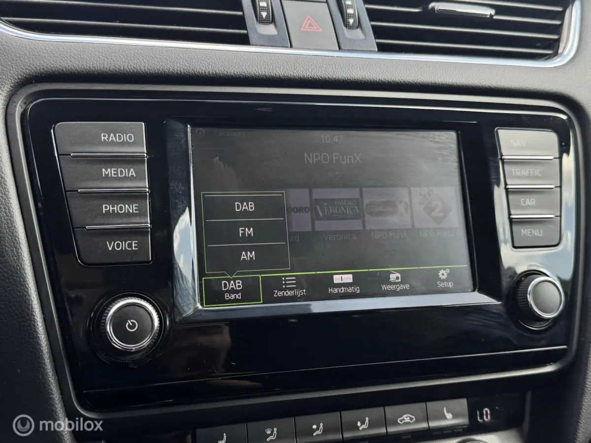 1.0 TSI Greentech Style Business|Navi