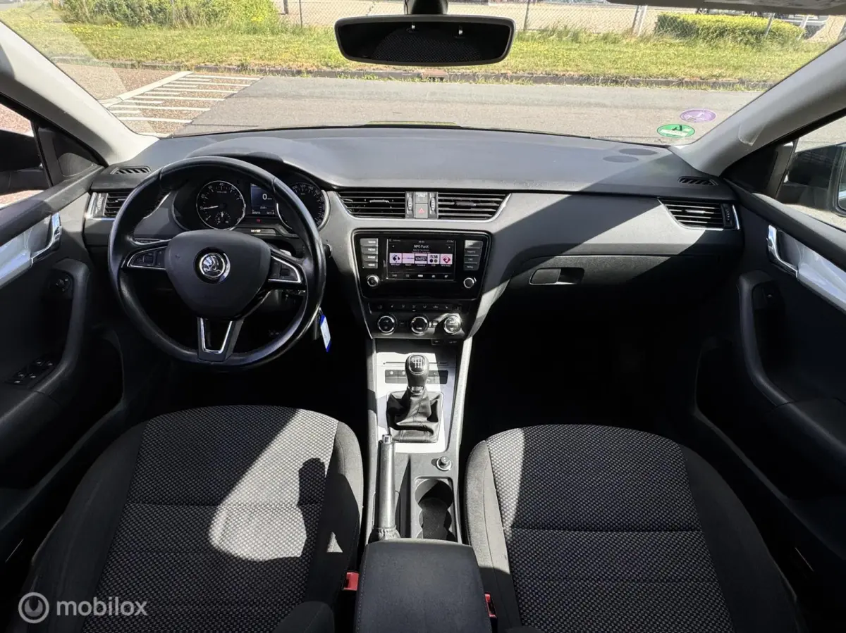 1.0 TSI Greentech Style Business|Navi