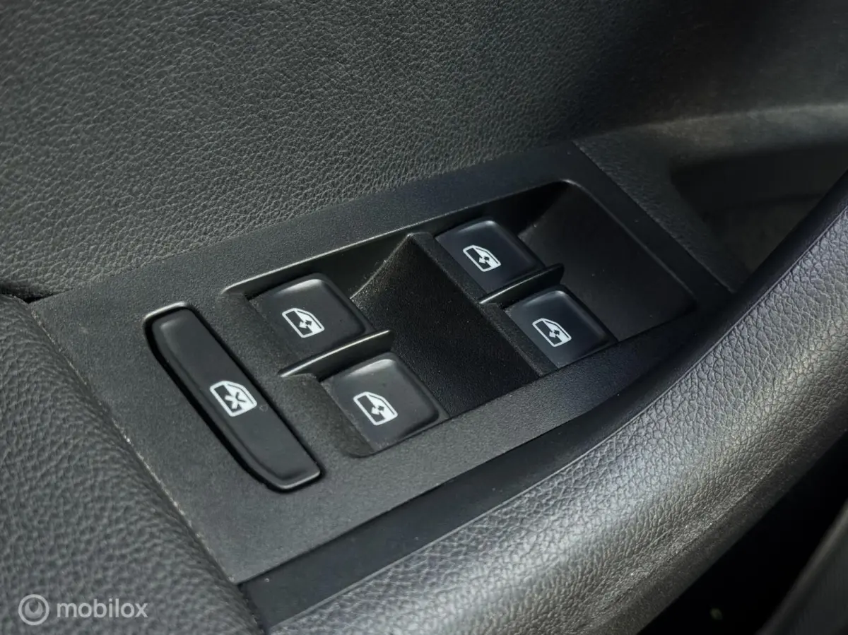 1.0 TSI Greentech Style Business|Navi